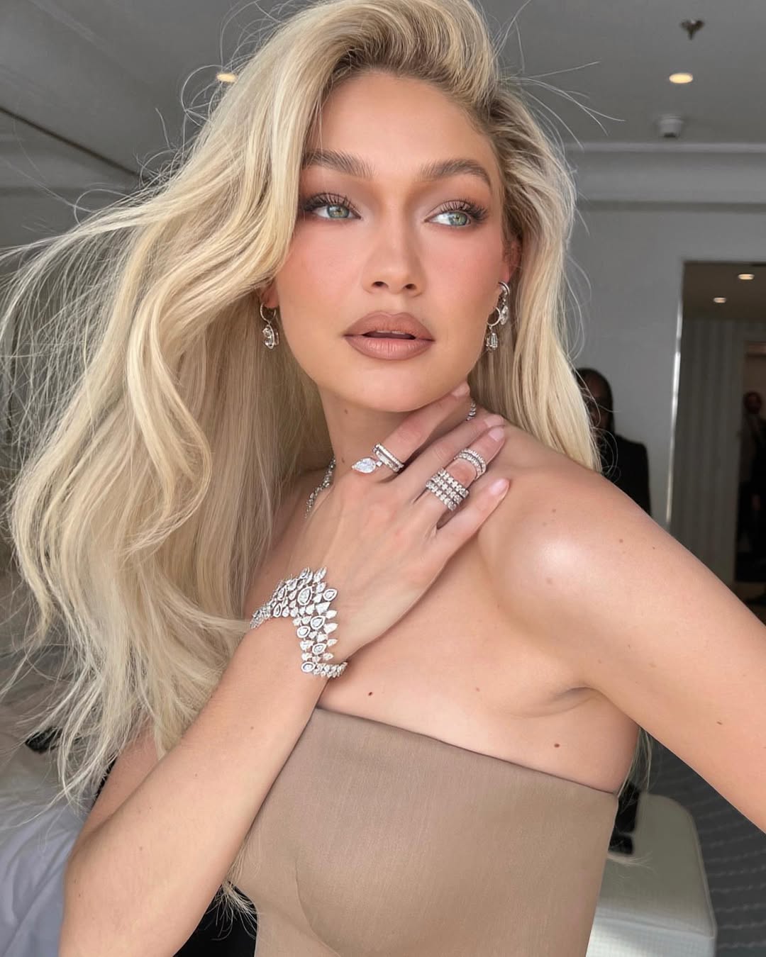 Gigi Hadid layered haircut