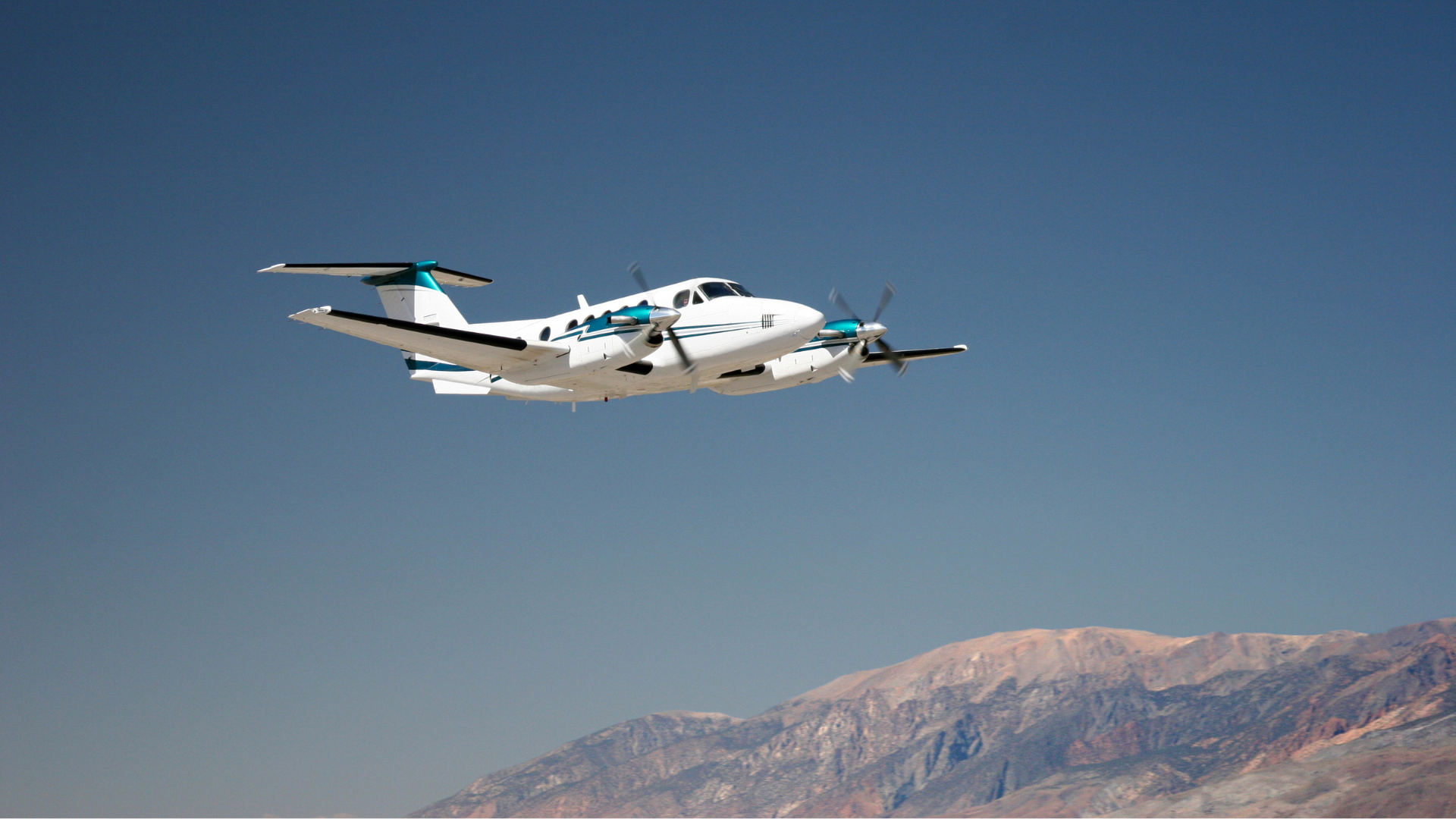 a Beechcraft King Air C90 aircraft similar to the aircraft involved in the crash