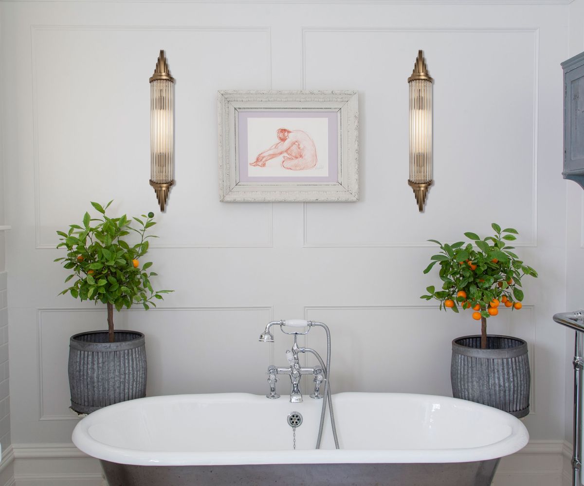 10 brilliant lighting ideas for small bathrooms | Homebuilding