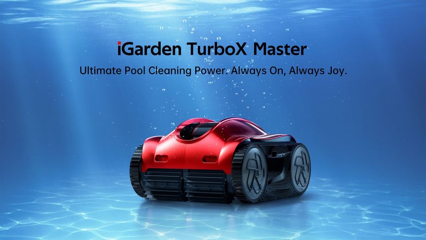 Press image of the iGarden Robotic Pool Cleaner