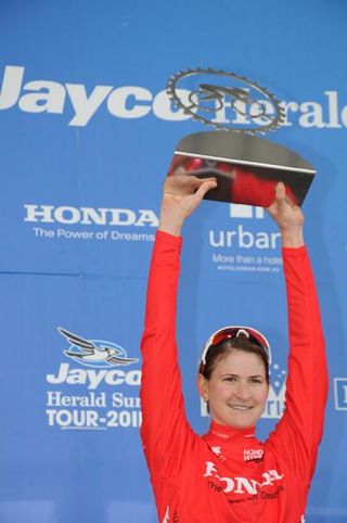 Loren Rowney wins Honda Hybrid Women’s Tour.