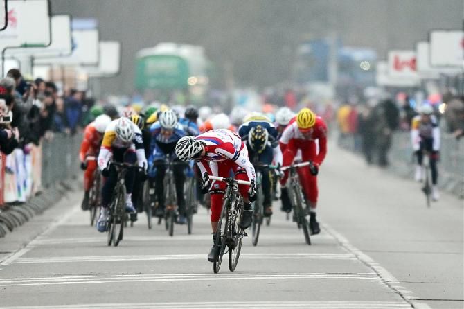Alexei Tsatevich (Katusha) maintained a small advantage over the chasing peloton