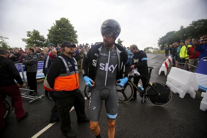 Sir Bradley Wiggins , Team Sky pre race.