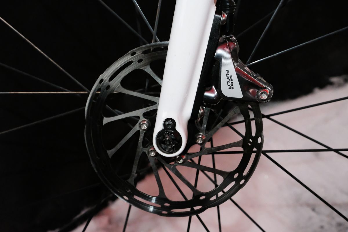 Miller's Mares also has the SRAM hydraulic disc brakes and Centerline rotors