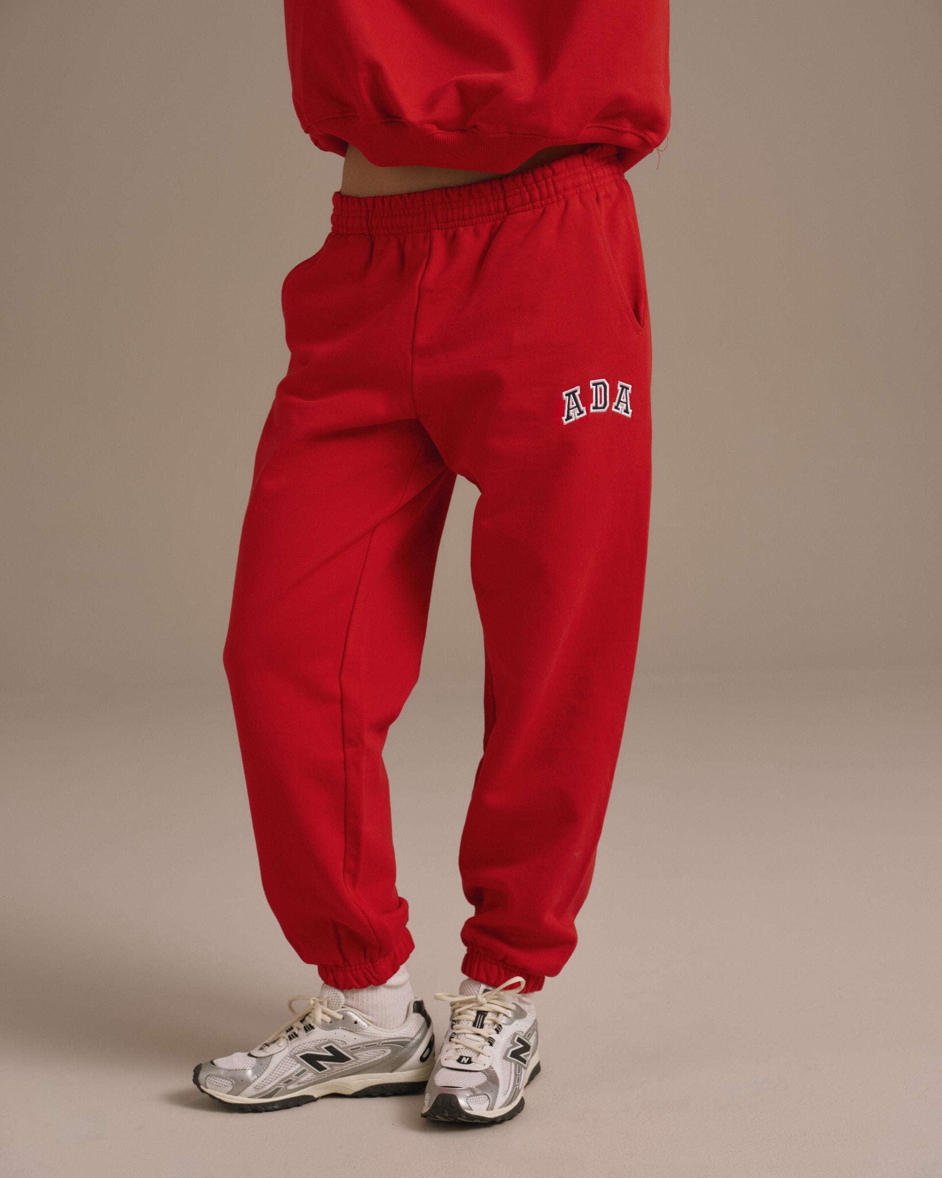 Ada Sweatpants - Classic Red - Xs