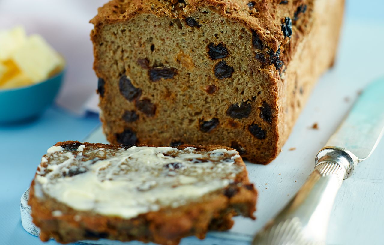 gluten-free-cinammon-and-raisin-bread