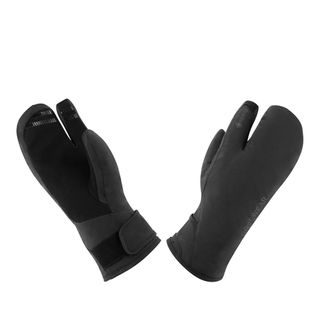 Gore Wear Gore-Tex Insulated Trigger gloves on a white background