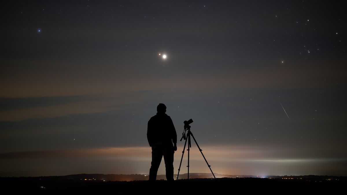 Astrophotographers capture rare encounter between Jupiter and Mars (photos)