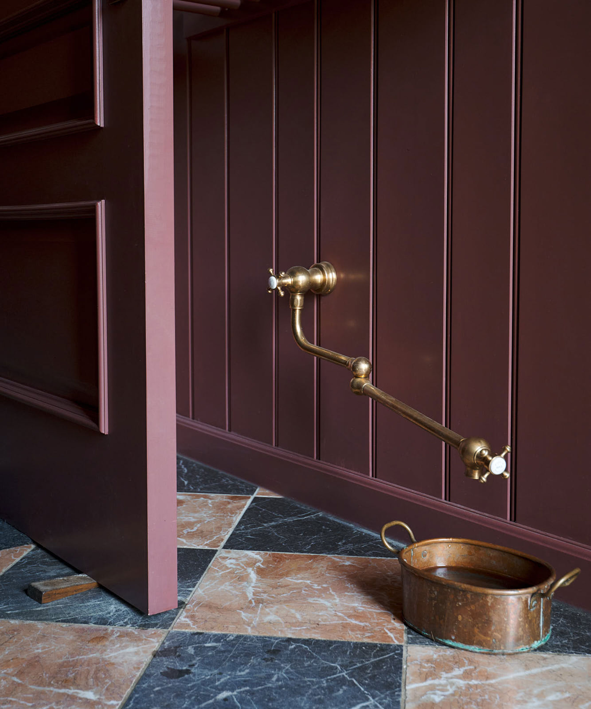 brass pot filler for filling dog bowl