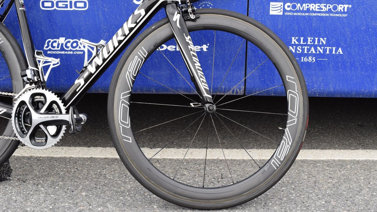 The 50mm rims offer a compromise between weight and aerodynamics