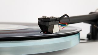 Rega Nd5 cartridge on Planar turntable