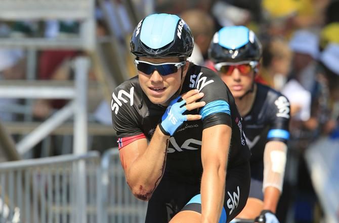 An injured Edvald Boasson Hagen (Sky)