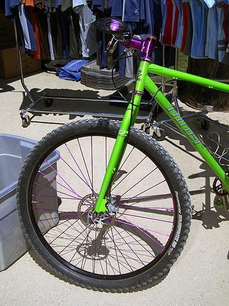 The folks at Niner apparently think so as this purple-and-green 29er was making the rounds at Sea Otter.