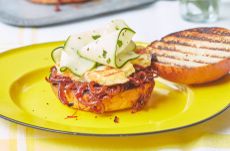 Harissa onion and halloumi burger with courgette ribbons