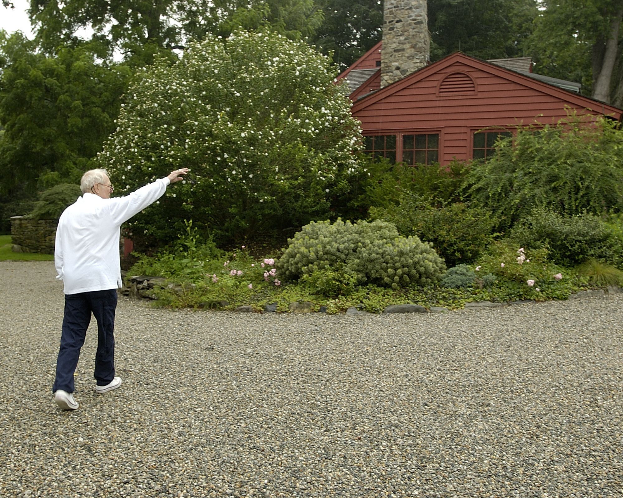 paul newman at his house
