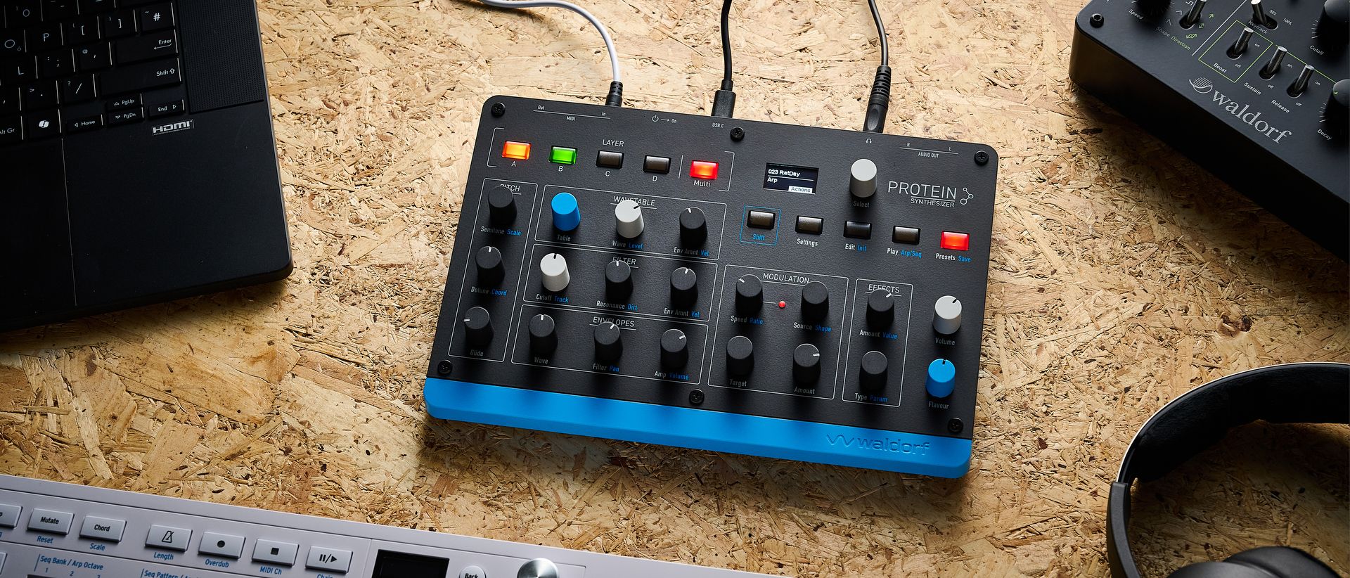 A cost-effective wavetable synthesizer you could fall in love with