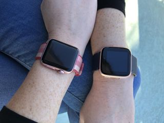 Fitbiut Versa (left) and Apple Watch 2 (right)