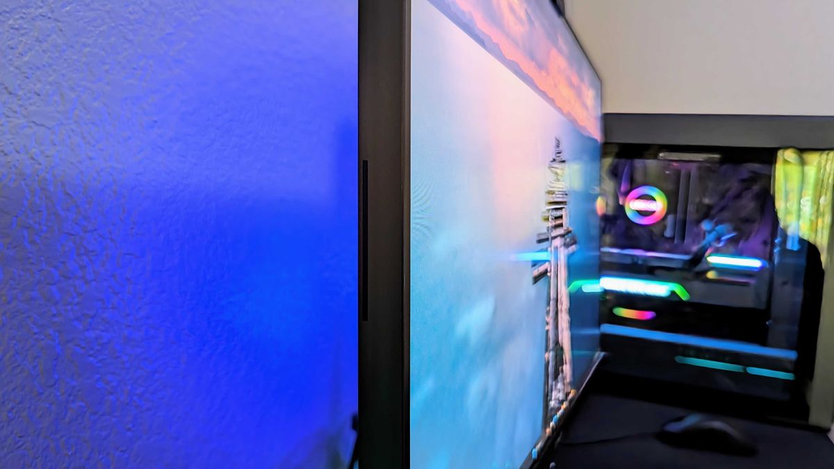 Image of the HP OMEN 27qs gaming monitor in use.