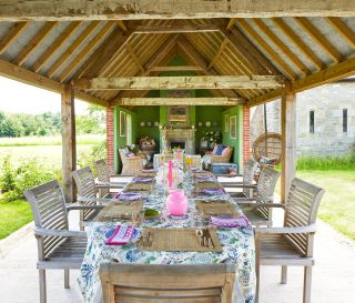 Sarah Vanrenen Outdoor Room