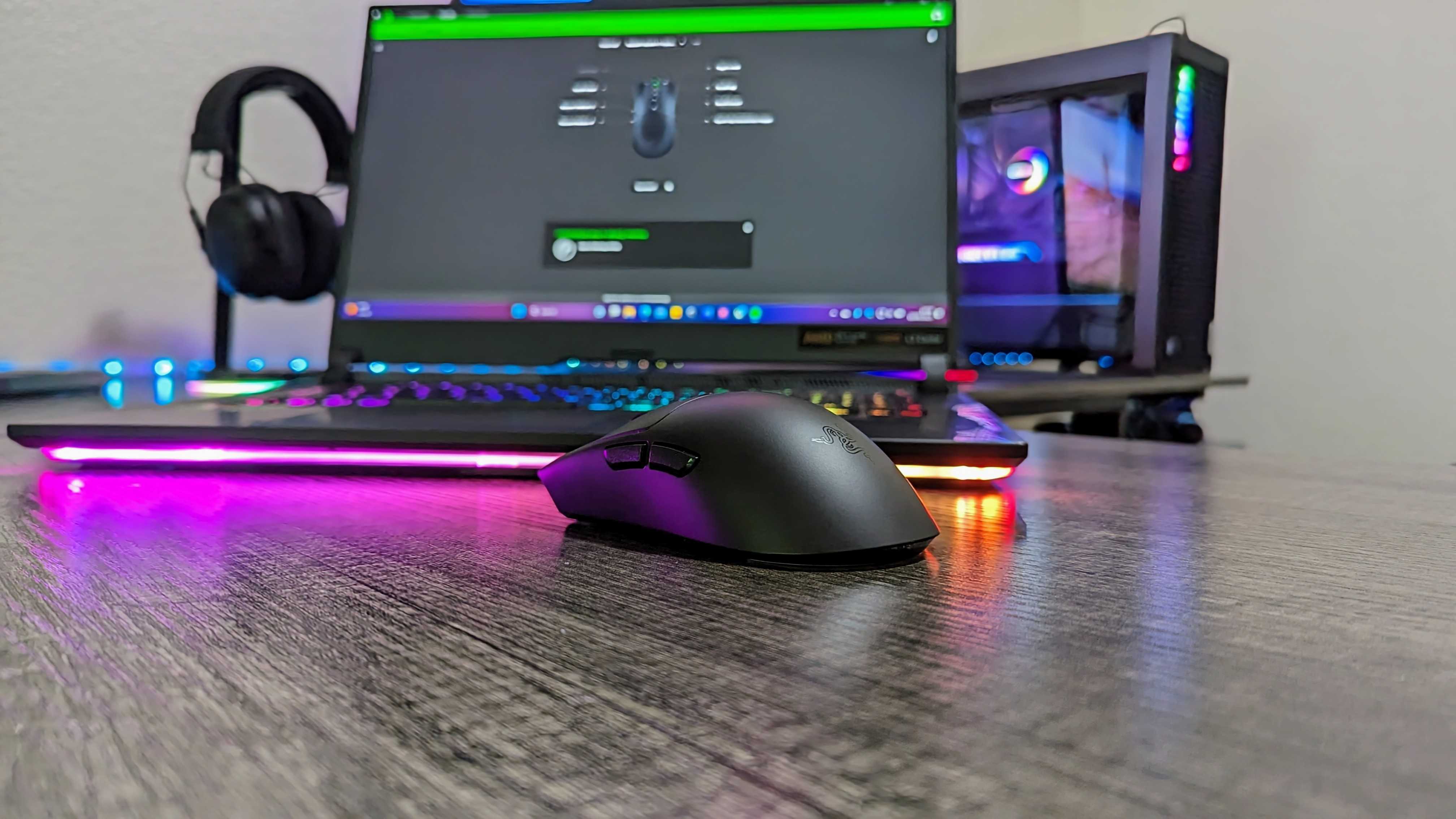 Image of the Razer Viper V3 HyperSpeed wireless gaming mouse.