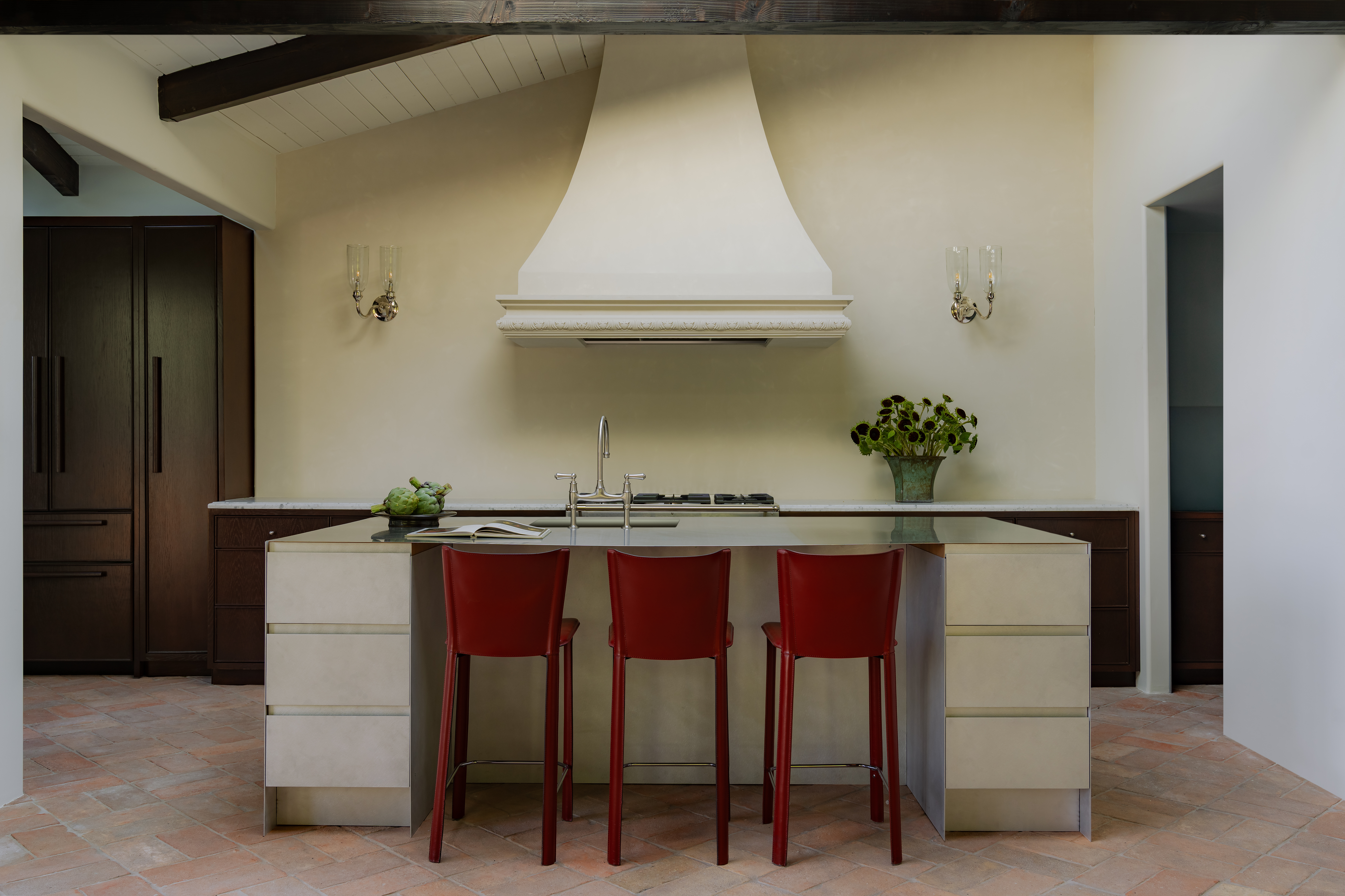 los angeles spanish home renovated by ome dezin
