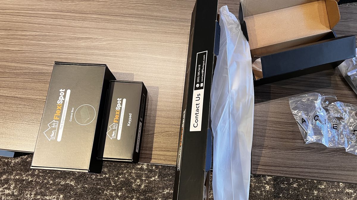 FlexiSpot E7Q Odin standing desk TechRadar