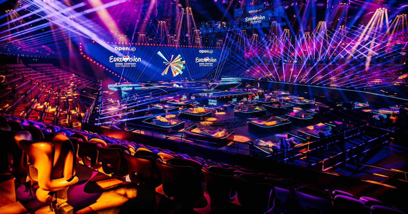 Сцена 2021. Роттердам Евровидение 2021. Евровидение 2021 Арена. Eurovision 2021 Ahoy Arena. Ахой Арена Роттердам сцена Евровидение.