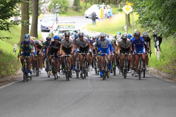 The bunch by this point were over 2 minutes down, with some GC contenders now out of contention