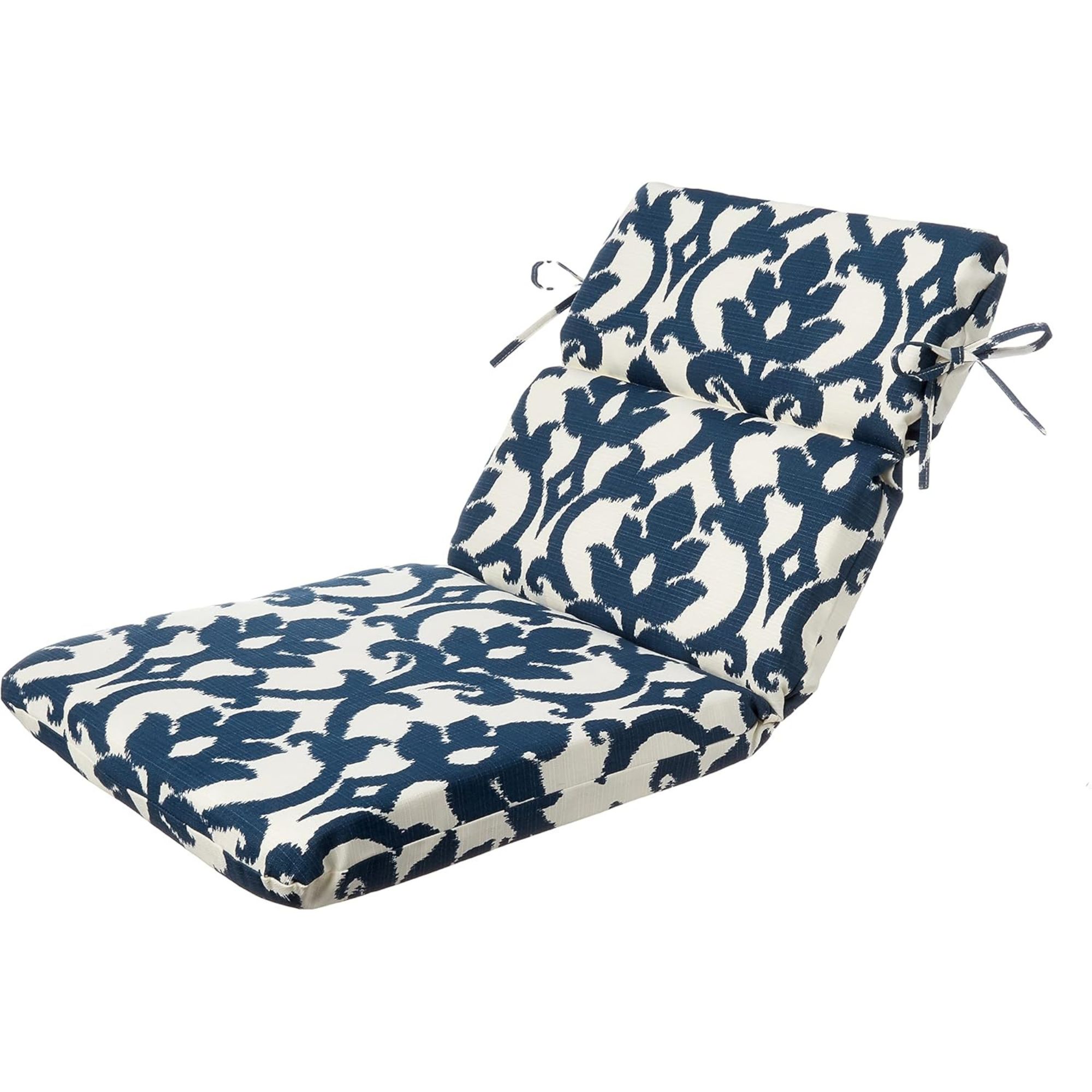 Pillow Perfect Damask Indoor/Outdoor