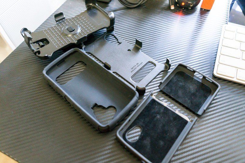 Seidio Convert with kickstand