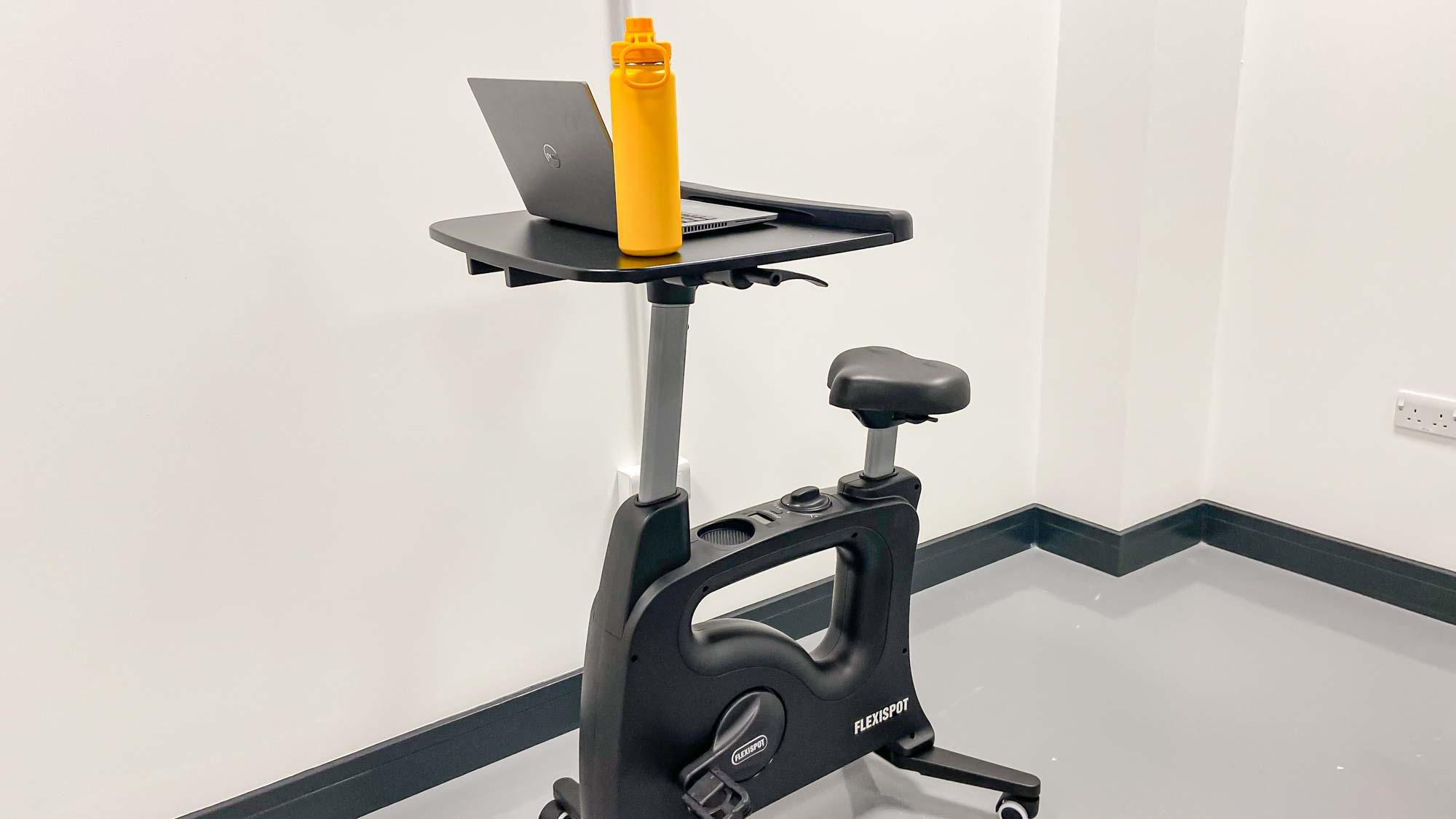 Suporte e mesa Flexispot Cycle Desk Bike V9 Pro