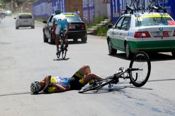 Lasse Bochman (Glud &amp; Marstrand) took a hard fall and had to retire.