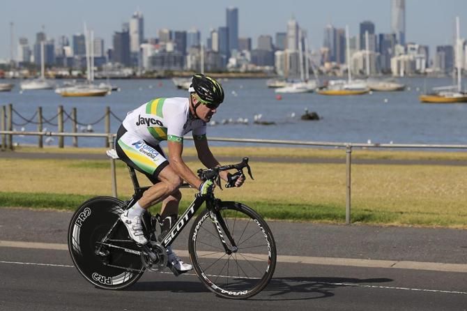 Stuart O'Grady in the Australian colours.