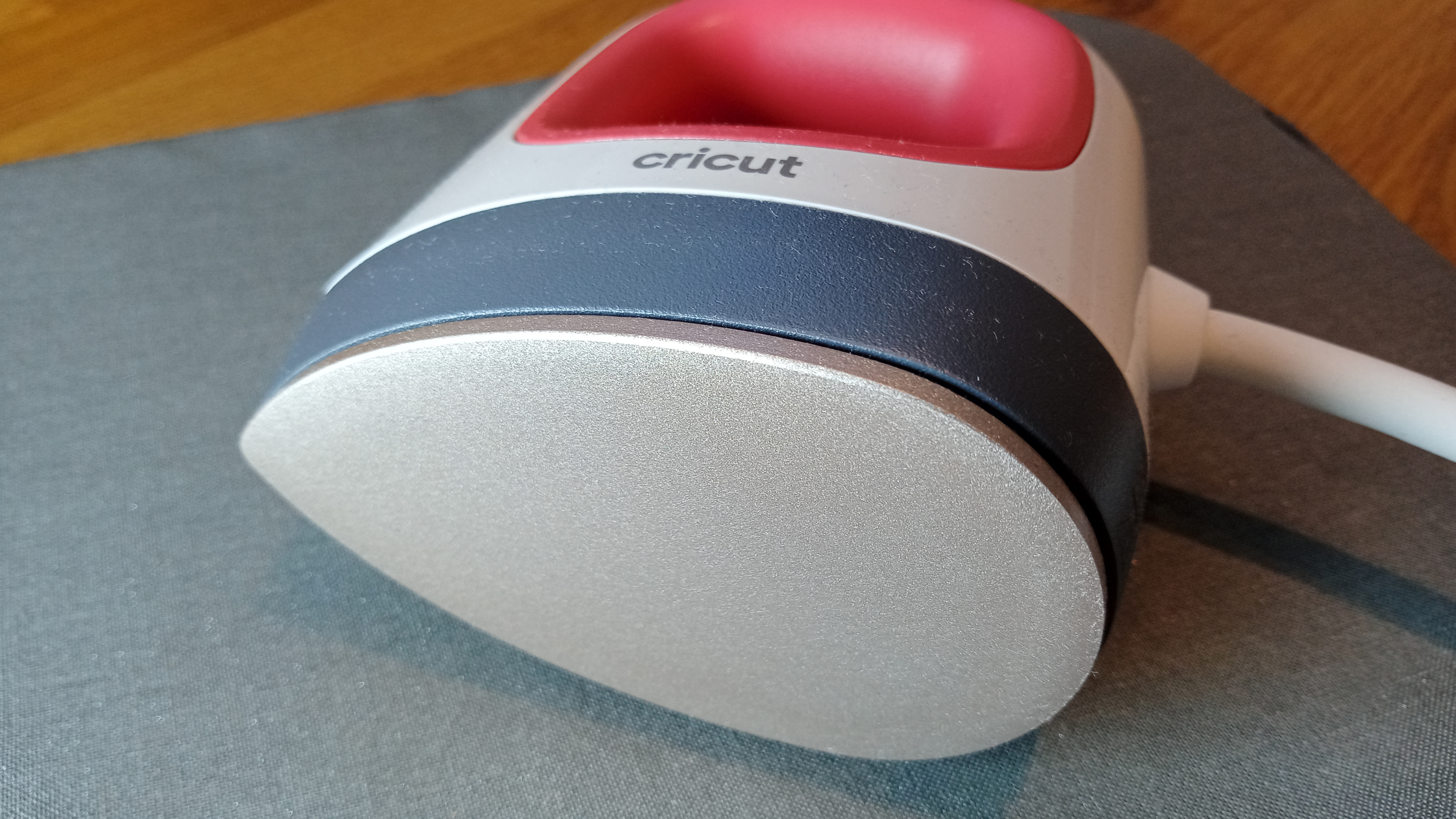 Hình ảnh tấm nhiệt Cricut EasyPress Mini, để đánh giá