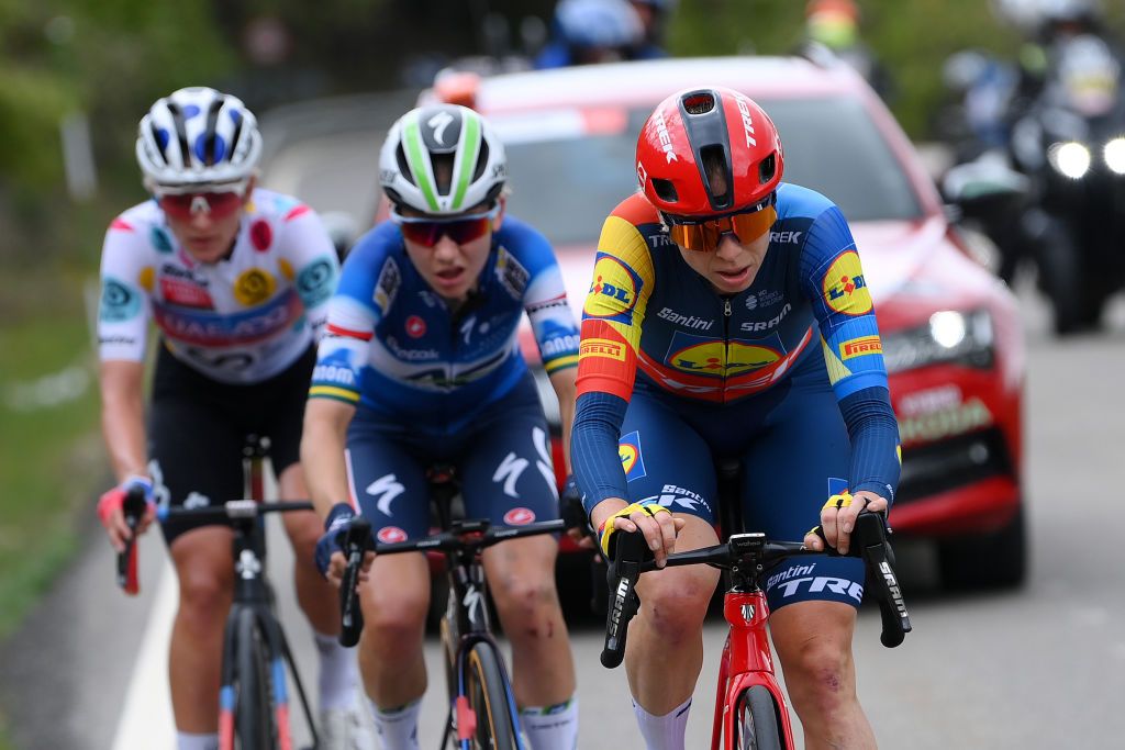 Brodie Chapman (Lild-Trek) went on the attack on stage 8 of the La Vuelta Femenina
