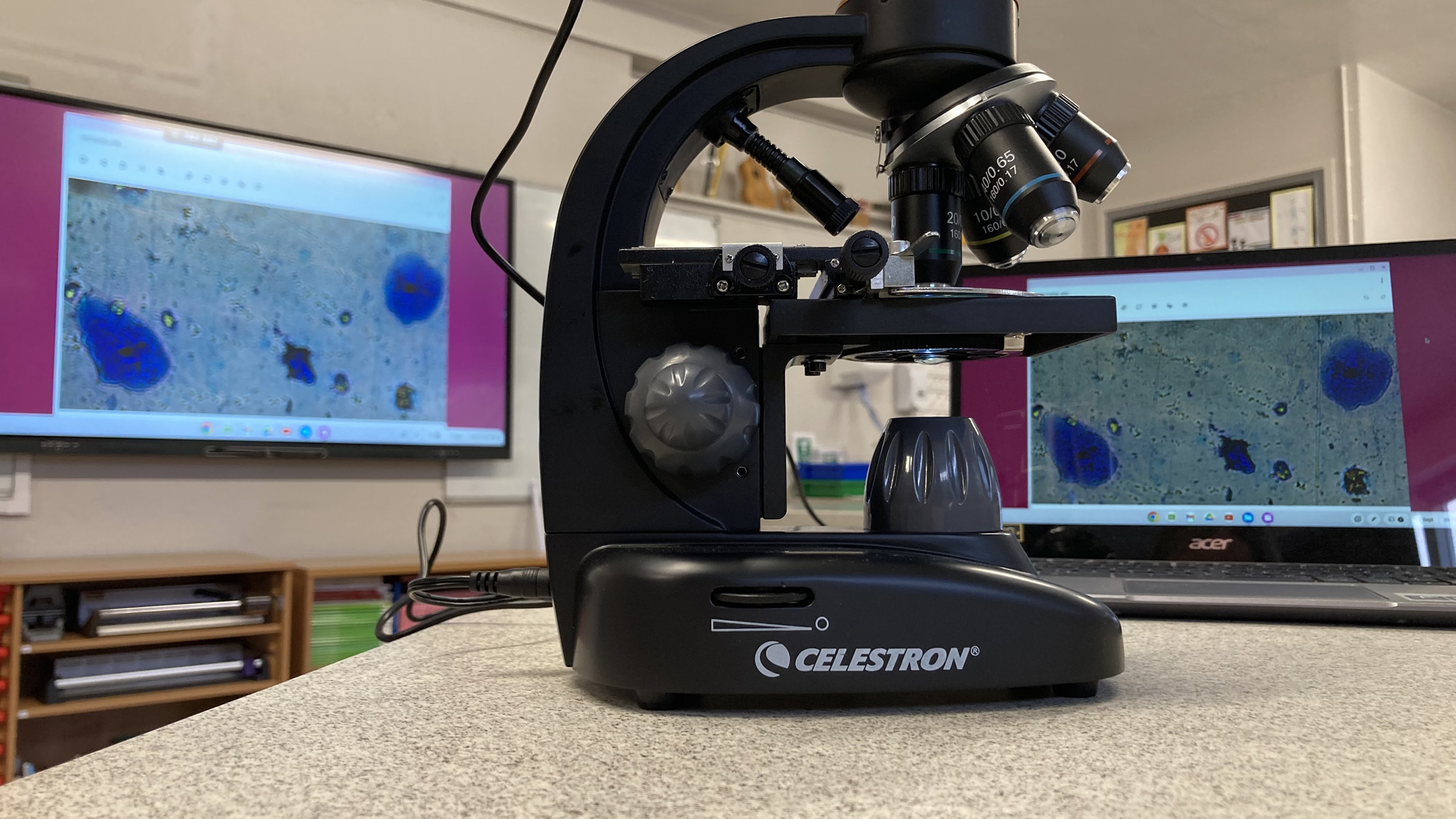 Celestron PentaView LCD Digital Microscope