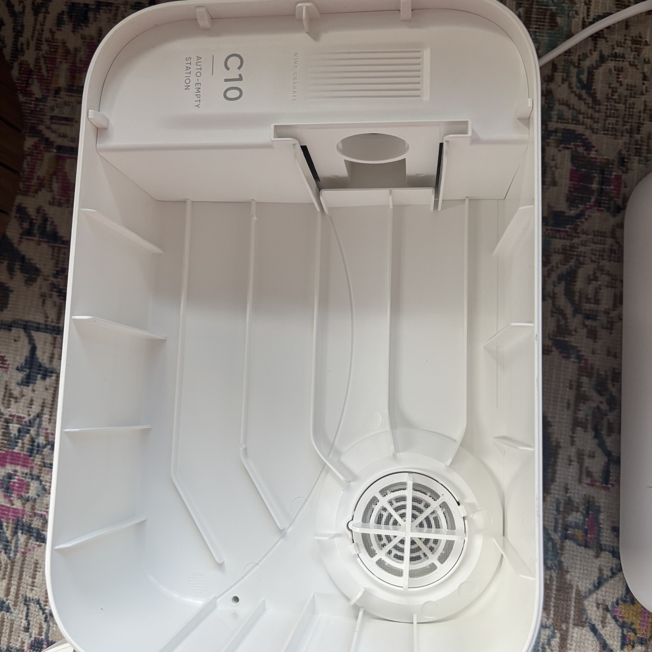 eufy Robot Vacuum C10 White with Self Empty Station unboxing