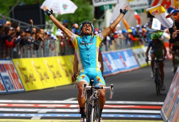 Paolo Tiralongo (Astana) wins at Macugnaga.