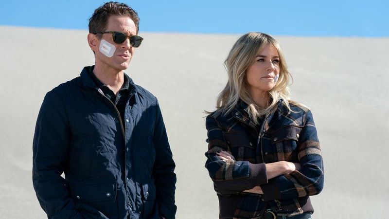 Glenn Howerton and Kaitlin Olson in It&#039;s Always Sunny in Philadelphia season 16