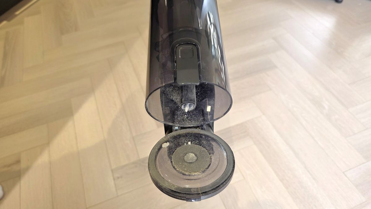 Hoover HF3 DynamicClean vacuum cleaner dust cup open