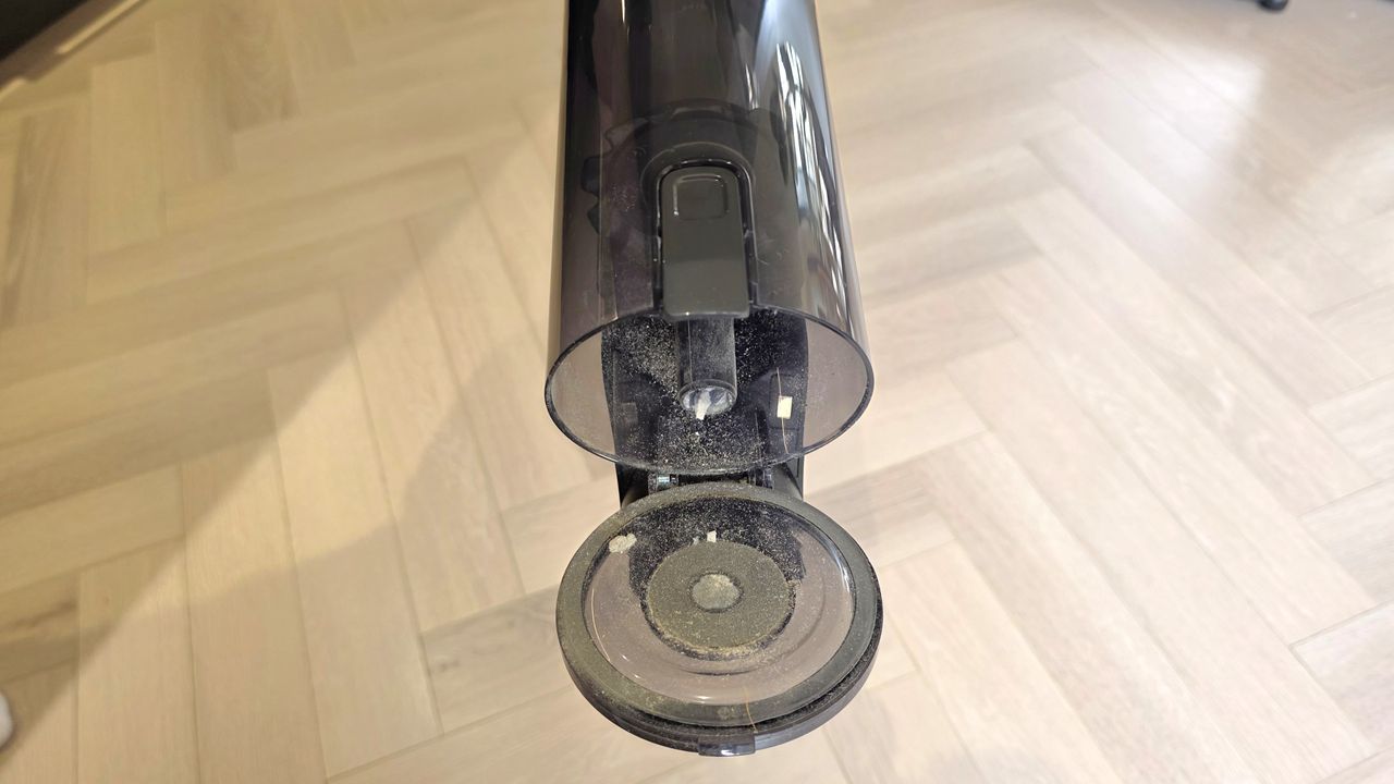 Hoover HF3 DynamicClean vacuum cleaner dust cup open