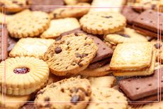 A pile of biscuits including Bourbons, Custard Creams and Jammie Dodgers