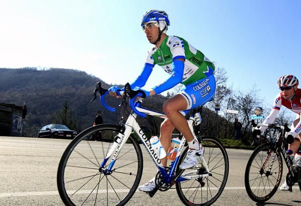 Stefano Pirazzi (Colnago-CSF Inox) on the attack during stage 4, adding to his mountains classification lead.