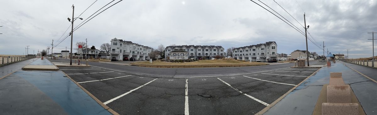 Apple iPhone 16e panorama sample.