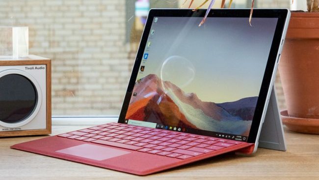 Best Microsoft Surface Pro Alternatives In 2021 Laptop Mag