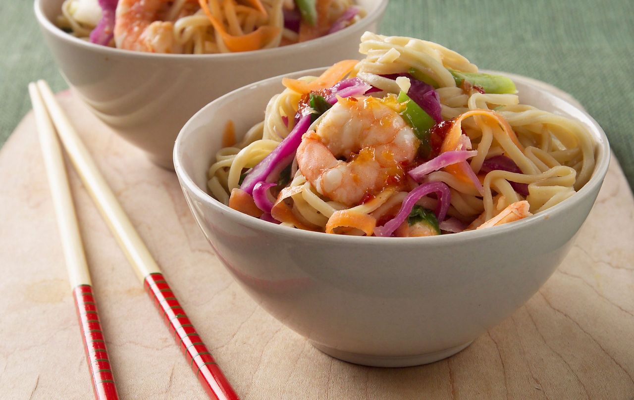 Sweet chilli prawn stir-fry