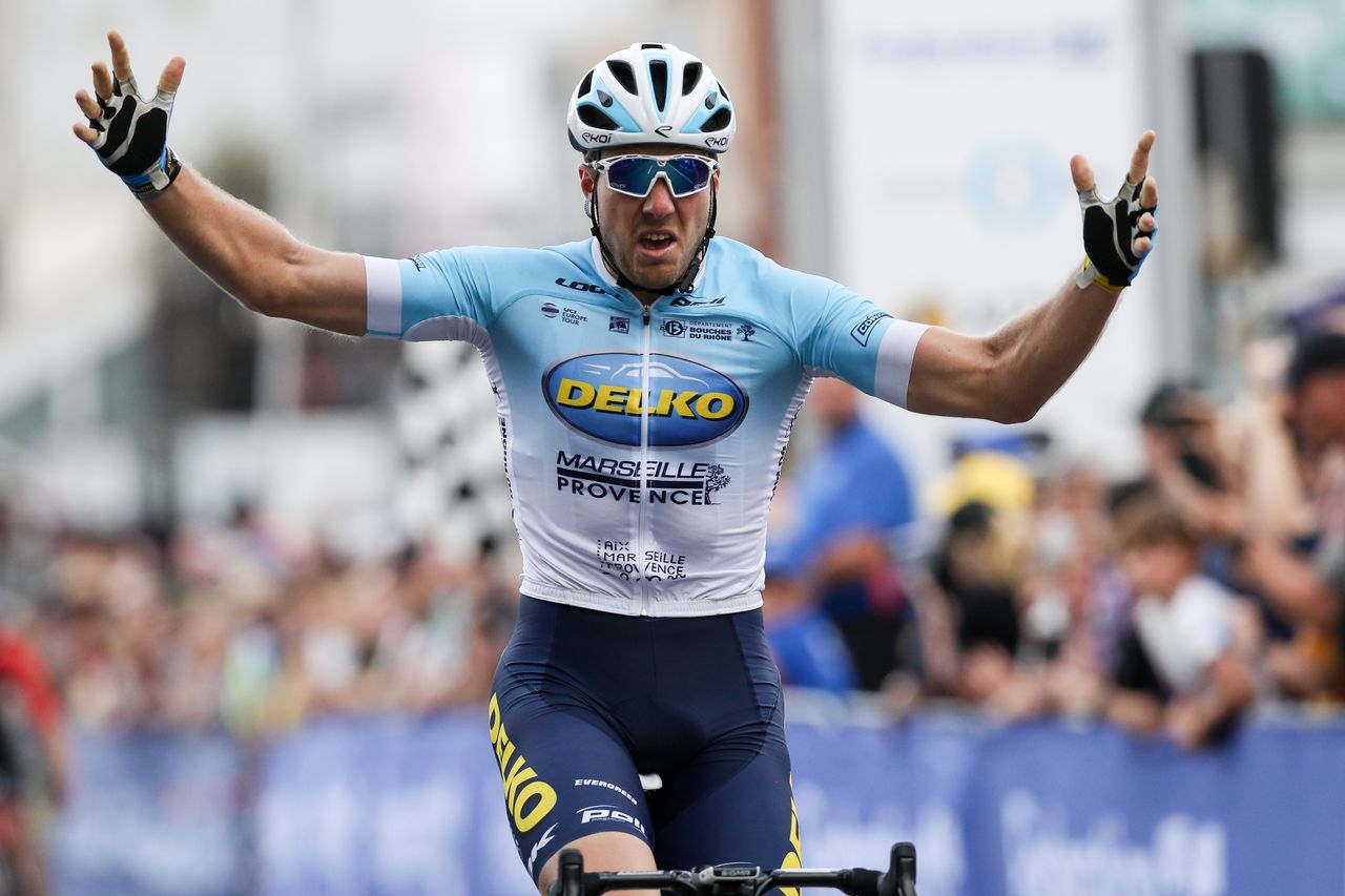 Brenton Jones wins the Australian criterium title