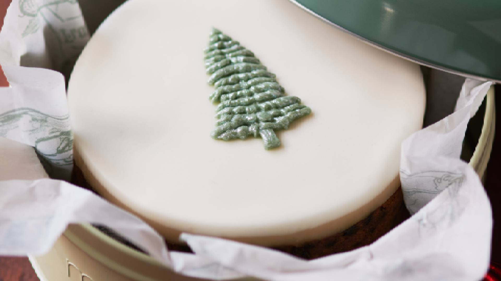 Meg Rivers Christmas Tree Cake