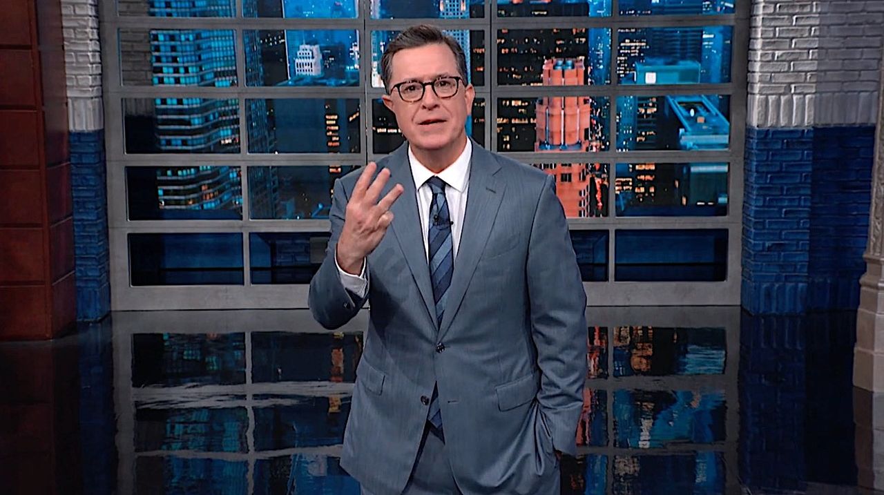 Stephen Colbert introduces Robert O&amp;#039;Brien