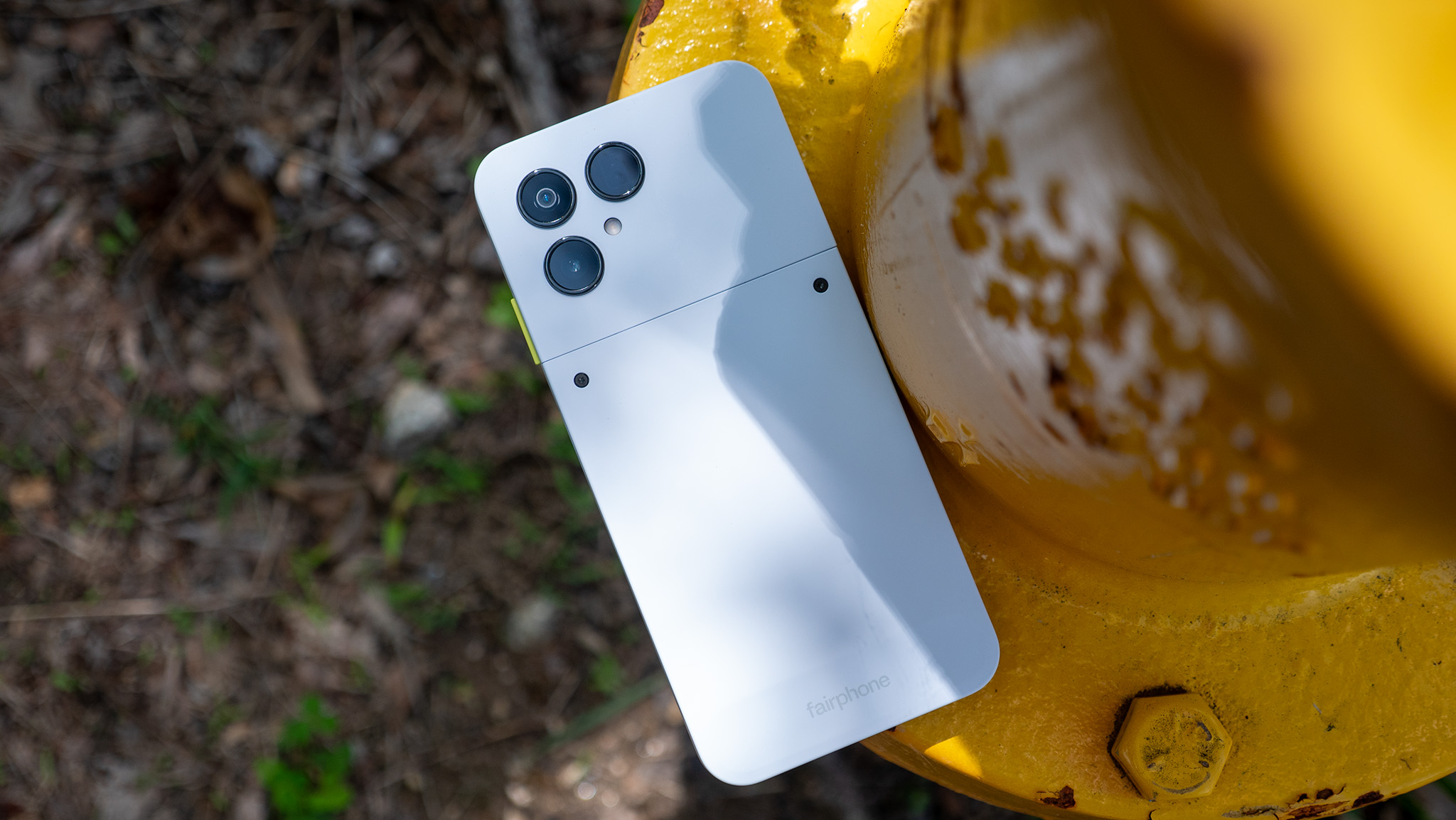 The back of the white Fairphone 6